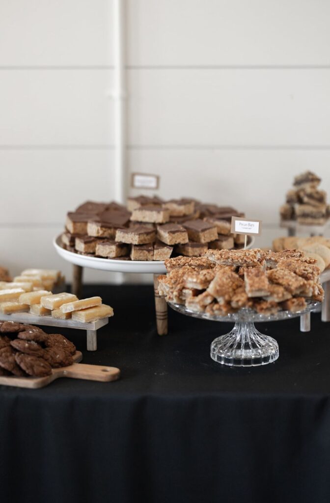 Dessert display