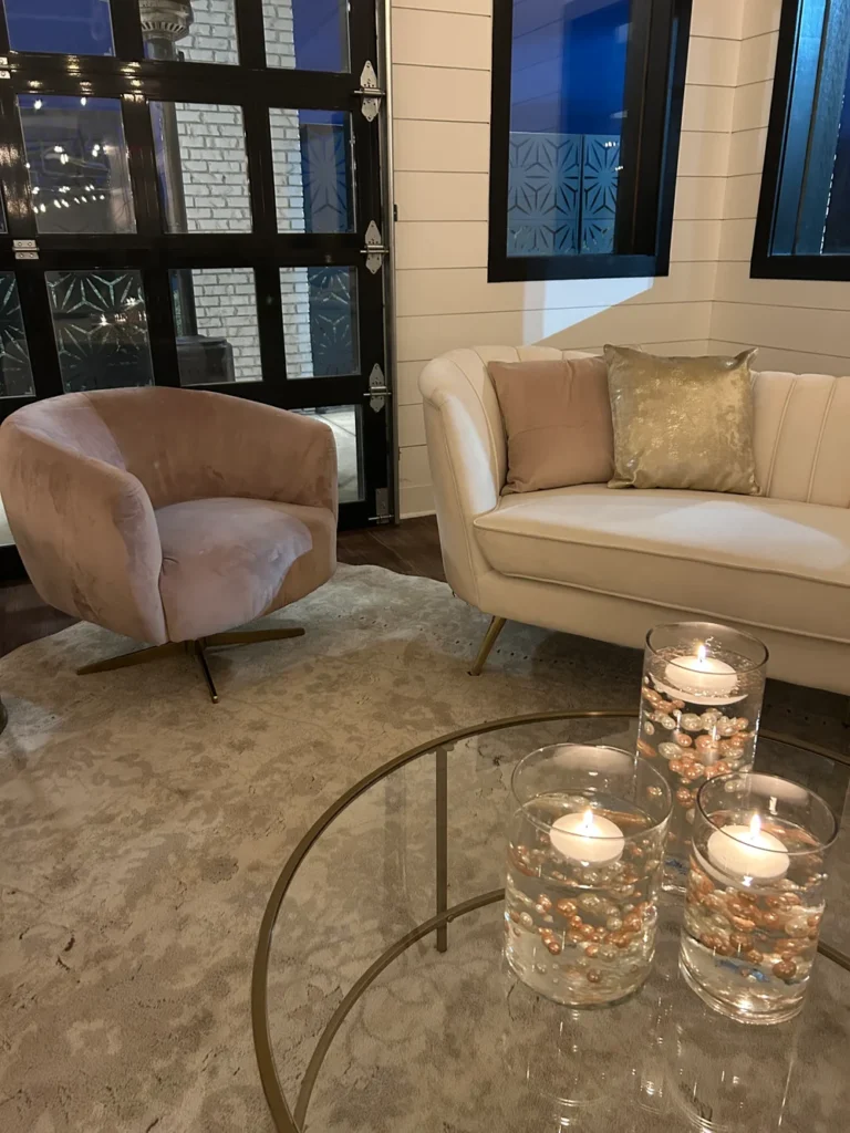 Lounge display